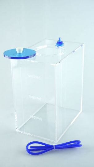 Aquarioom 3er SET Flüssigkeitsbehälter Dosierbehälter 3 x 2,5L = 7,5L